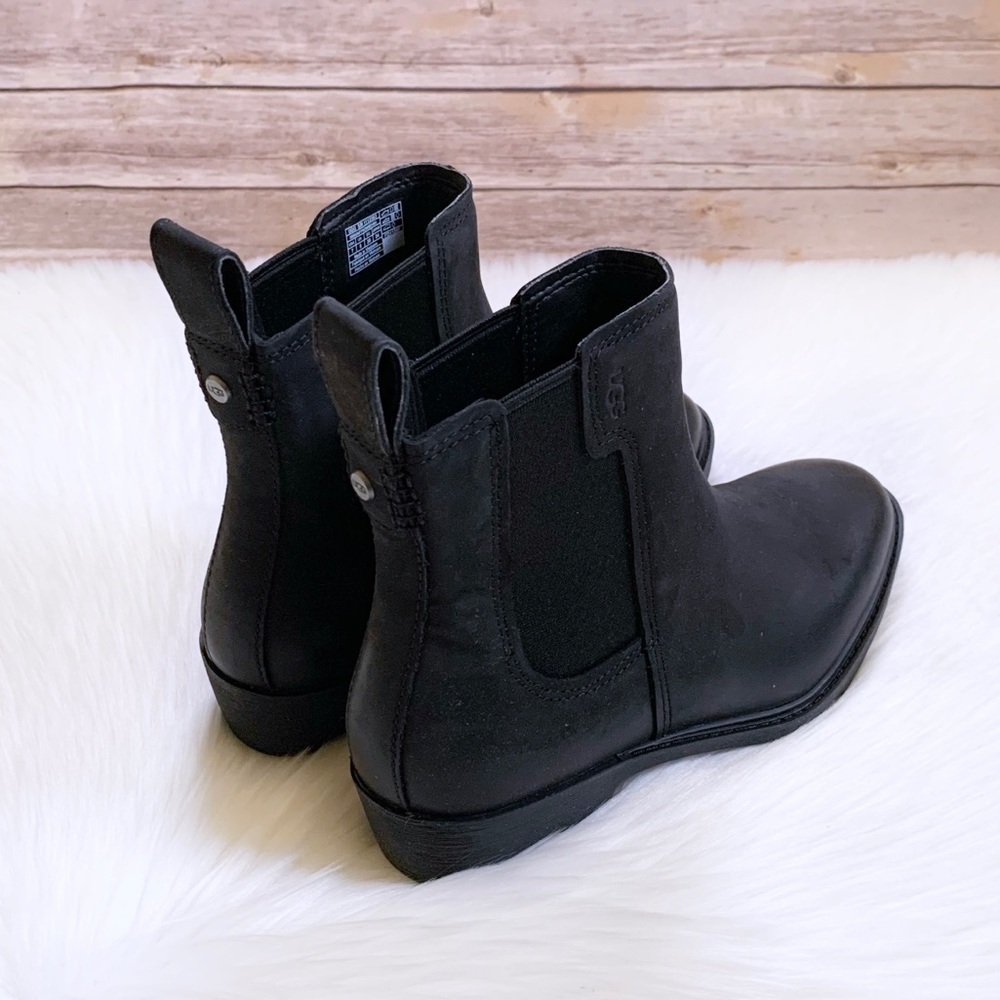 UGG Emmeth Black Leather Chelsea Booties - Picture 2 of 9